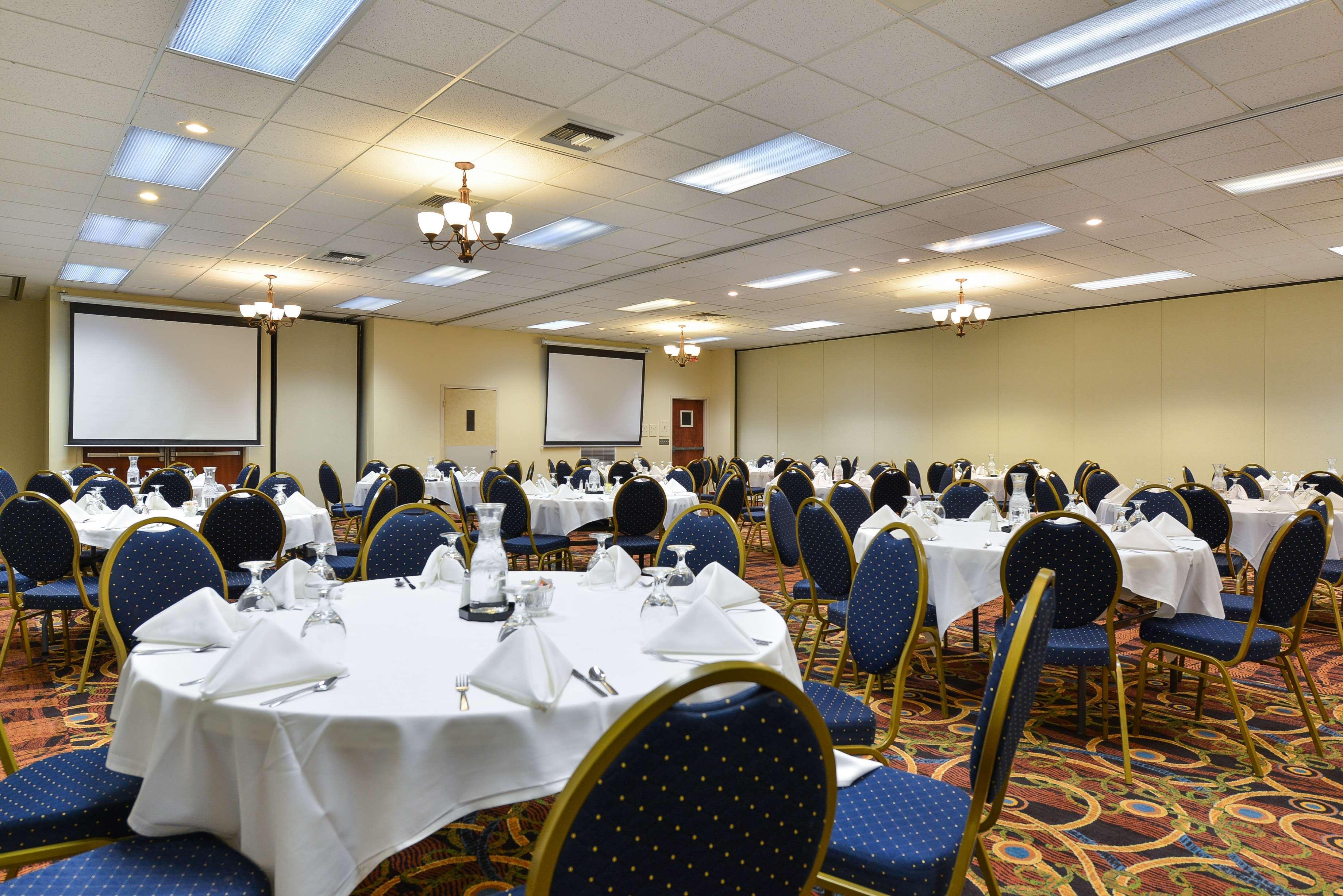 Best Western Regency Inn Marshalltown Exterior foto