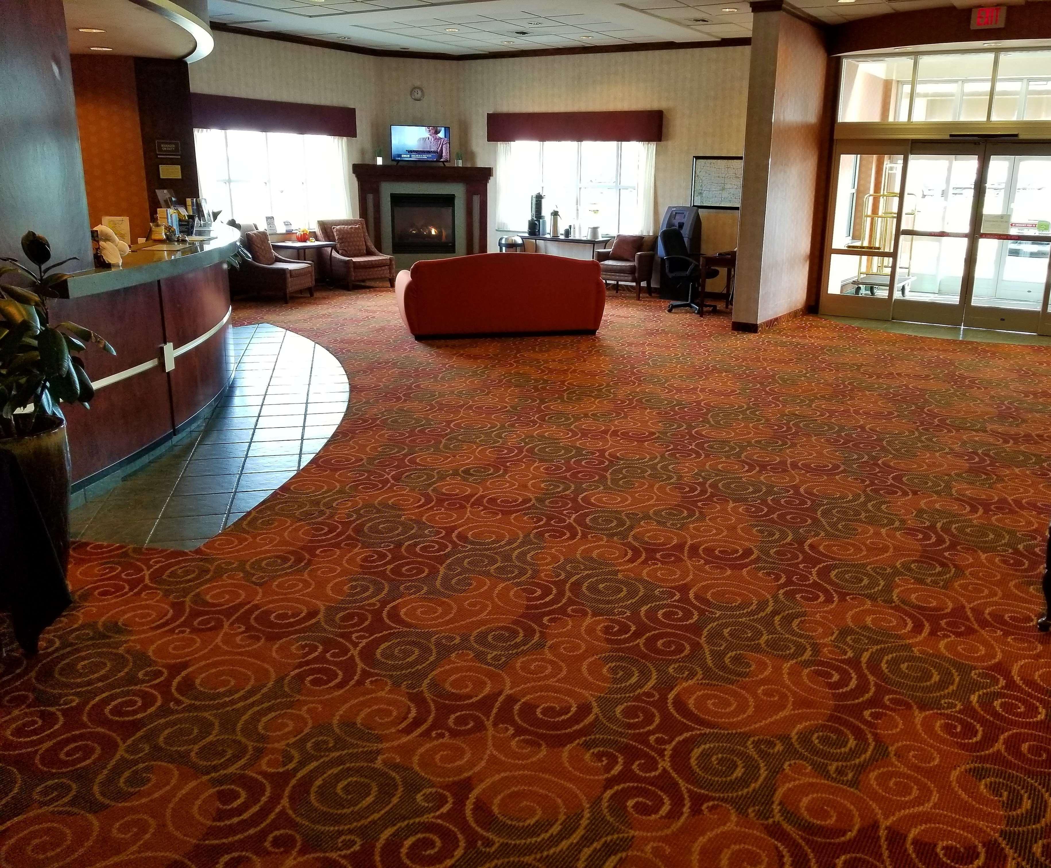 Best Western Regency Inn Marshalltown Exterior foto