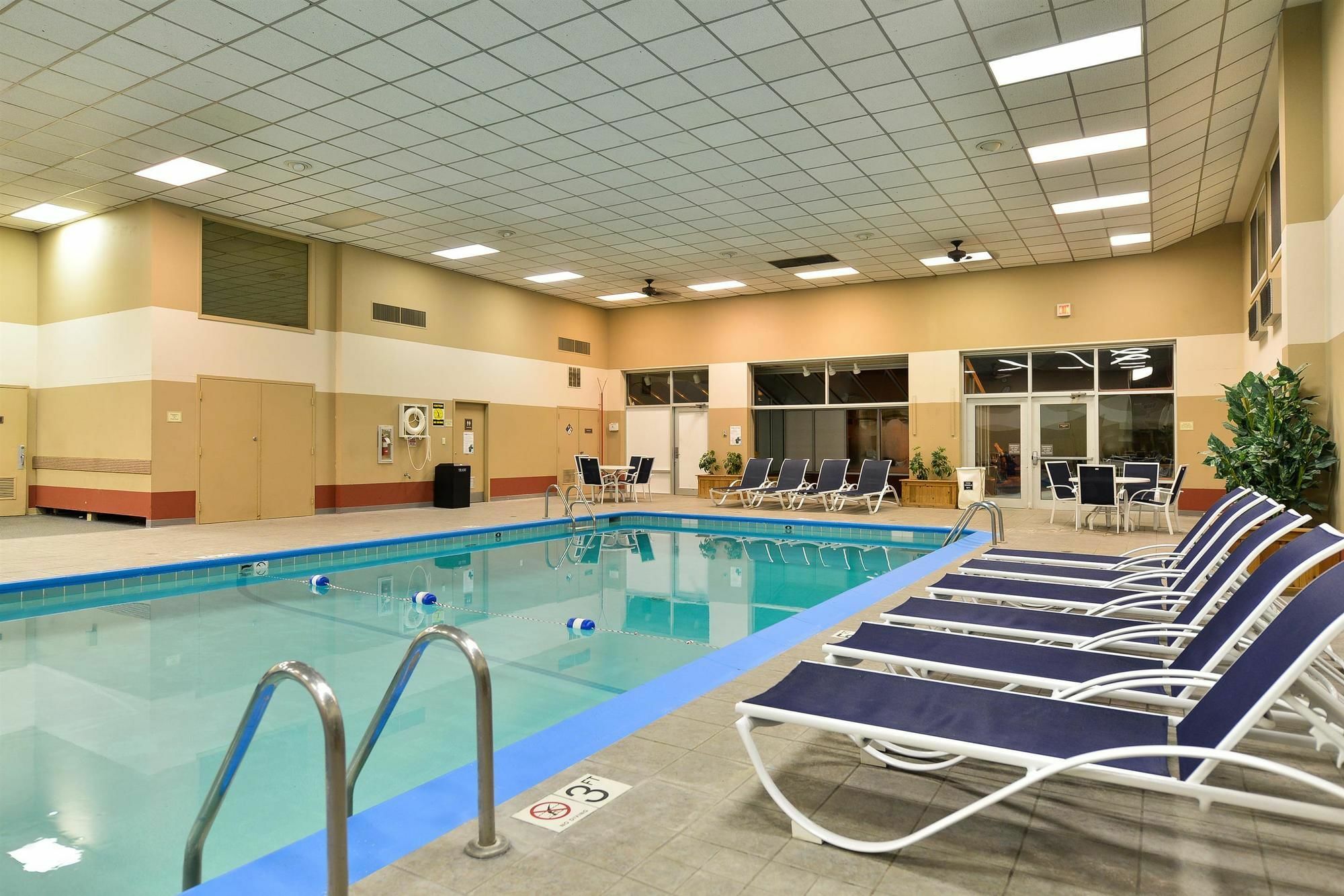Best Western Regency Inn Marshalltown Exterior foto